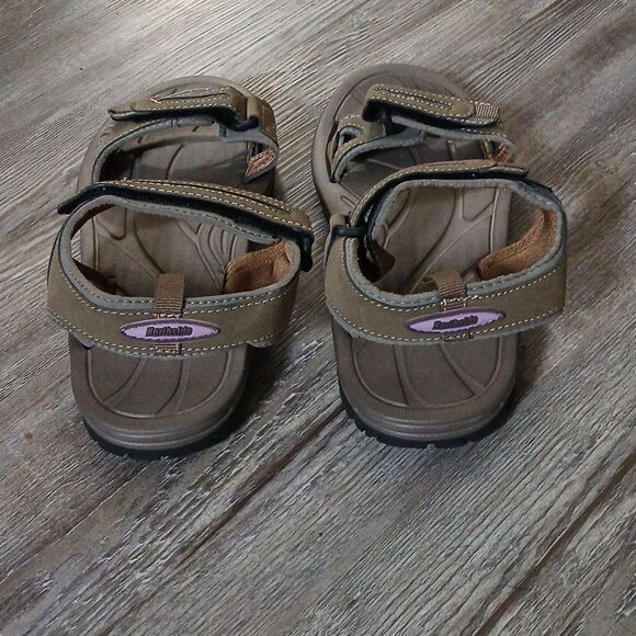 Northside ladies tan sandals Sz 8 NWOT - Picture 4 of 8